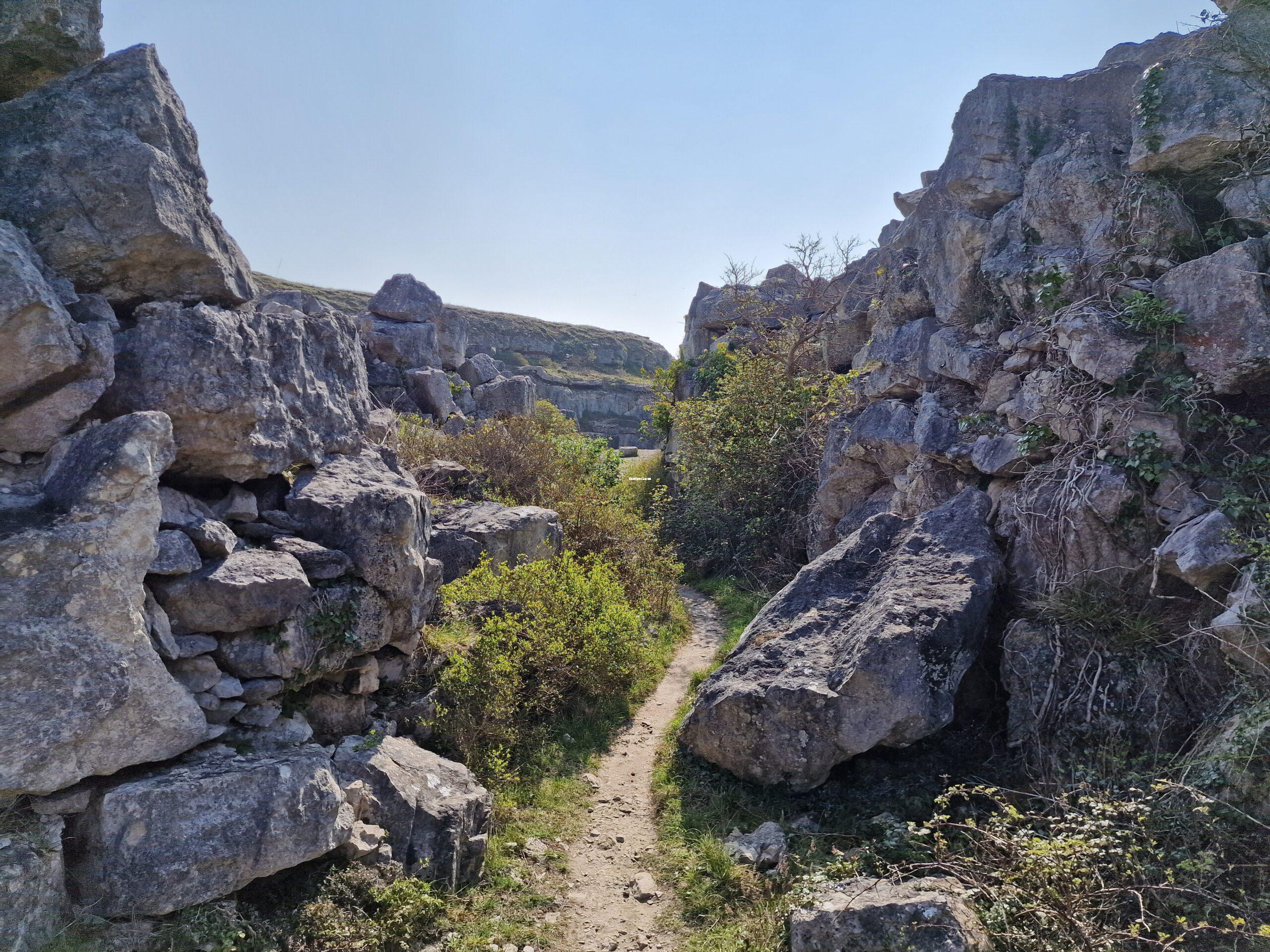 Dramatic Sci Fi Location